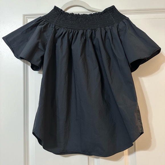 Central Park West New York Off the Shoulder smocked butterfly sleeve top, Medium - Picture 2 of 8